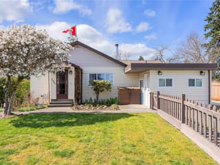 House for sale in Nanaimo, 154 Columbia St, 1030684 | Realtylink.org
