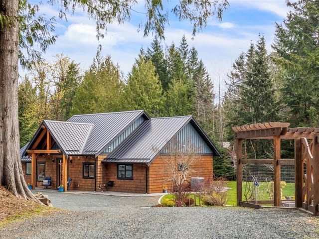 House for sale in Qualicum Beach, 1423 Dolly Varden Way, 1031192 | Realtylink.org