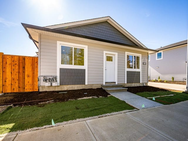 1/2 Duplex for sale in Comox, A 2319 McDonald Rd, 1031209 | Realtylink.org