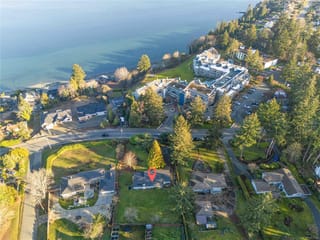 House for sale in Nanaimo, 2555 Departure Bay Rd, 1031232 | Realtylink.org