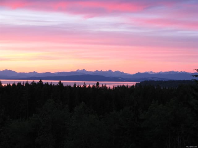 House for sale in Denman Island, 8900 Keith Wagner Way, 1031597 | Realtylink.org