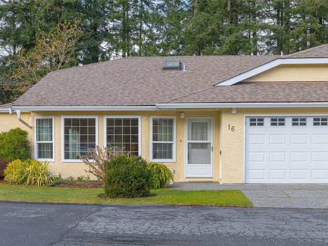 Townhouse for sale in Nanaimo, 16 4750 Uplands Dr, 1031614 | Realtylink.org