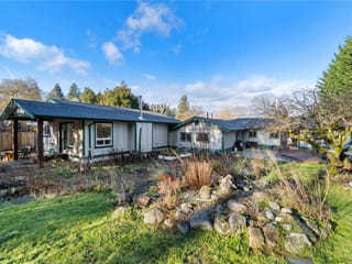 House for sale in Qualicum Beach, 3872 Island W Hwy, 1031715 | Realtylink.org