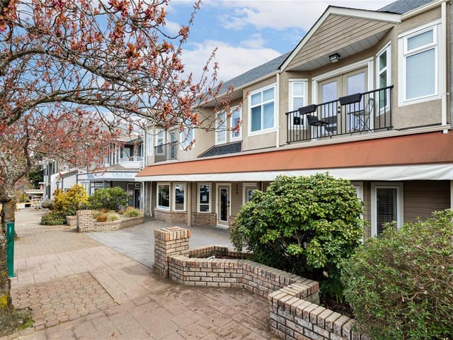 Apartment for sale in Qualicum Beach, 4 668 Beach Rd, 1031719 | Realtylink.org