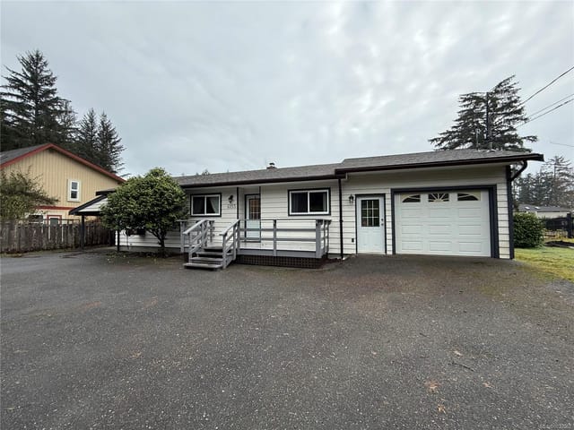 House for sale in Port Hardy, 6155 Beaver Harbour Rd, 1032062 | Realtylink.org