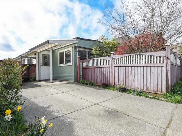 Manufactured Home for sale in Cumberland, 2723 Penrith Ave, 1032156 | Realtylink.org