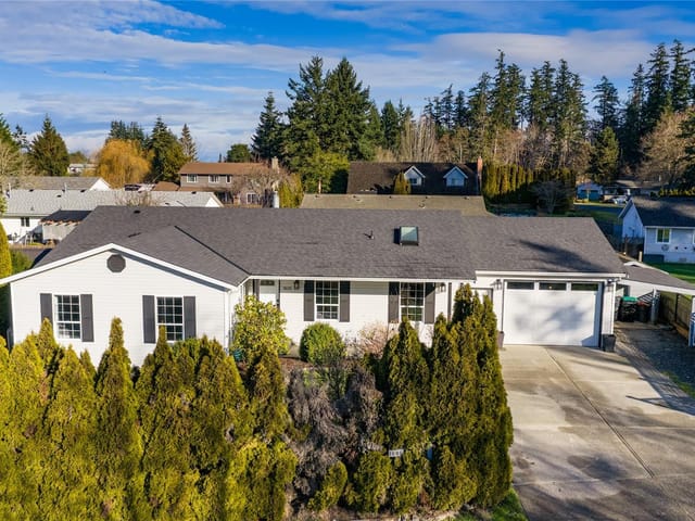 House for sale in French Creek, 1605 Sharon Pl, 1032468 | Realtylink.org