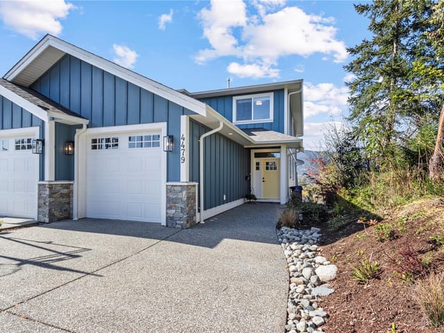 1/2 Duplex for sale in Nanaimo, 4479 Wellington Rd, 1032858 | Realtylink.org
