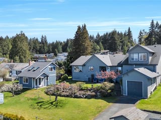 House for sale in Qualicum Beach, 315 Crescent W Rd, 1032983 | Realtylink.org