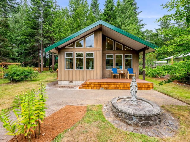 House for sale in Denman Island, 1677 Baikie Rd, 1033066 | Realtylink.org