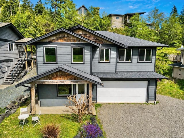 House for sale in Ucluelet, 380 Pacific Cres, 1033439 | Realtylink.org
