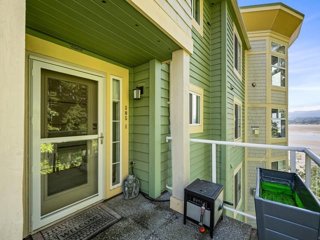 Apartment for sale in Comox, 305 2275 Comox Ave, 1033448 | Realtylink.org