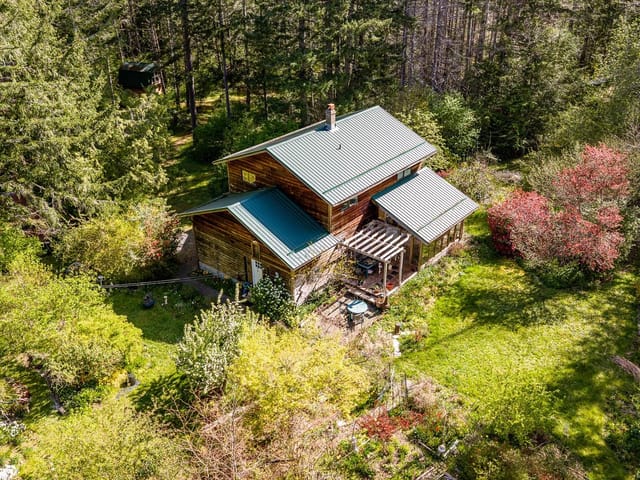 House for sale in Hornby Island, 875 Carmichael Rd, 1033531 | Realtylink.org
