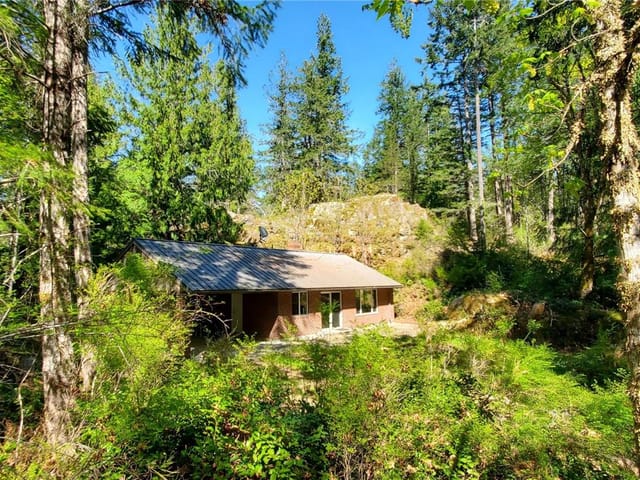 House for sale in Quadra Island, 226 Bold Point Rd, 1033791 | Realtylink.org