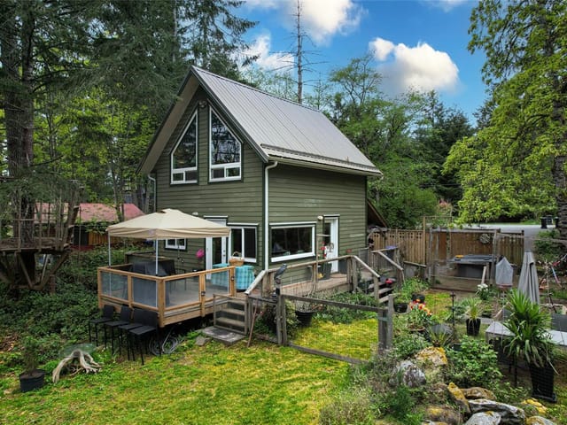 House for sale in Gabriola Island, 3055 Mander Rd, 1033894 | Realtylink.org