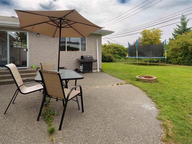 House for sale in Parksville, 141 Jensen E Ave, 1034386 | Realtylink.org