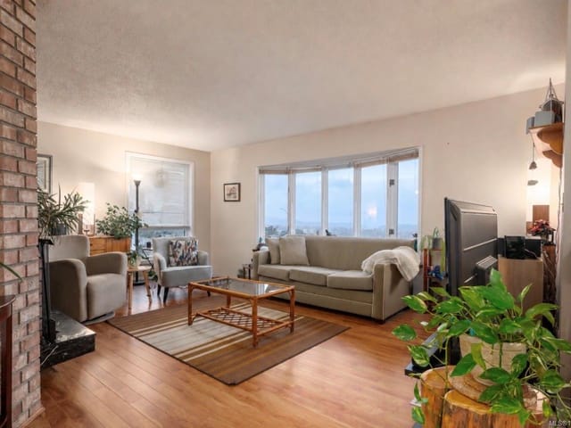 House for sale in Nanaimo, 1085 College Dr, 1034460 | Realtylink.org