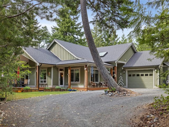 House for sale in Qualicum Beach, 1703 Peligren Pl, 1034548 | Realtylink.org