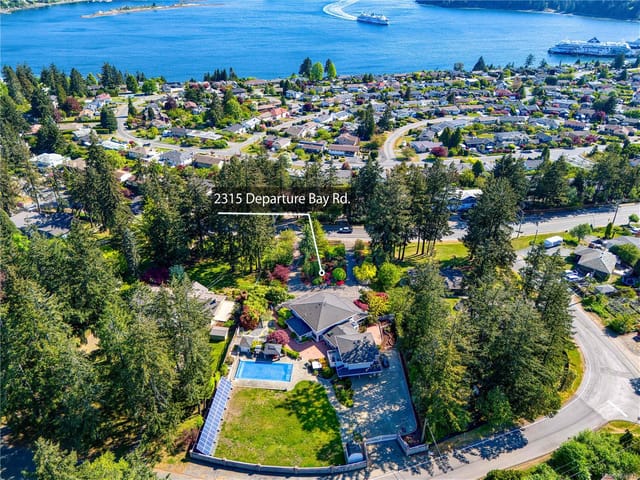 House for sale in Nanaimo, 2315 Departure Bay Rd, 1034675 | Realtylink.org