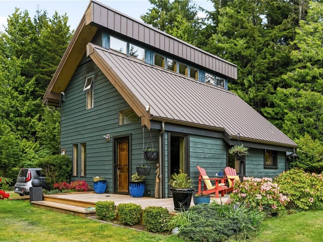 House for sale in Ucluelet, 1420 Smithdale Rd, 1034715 | Realtylink.org