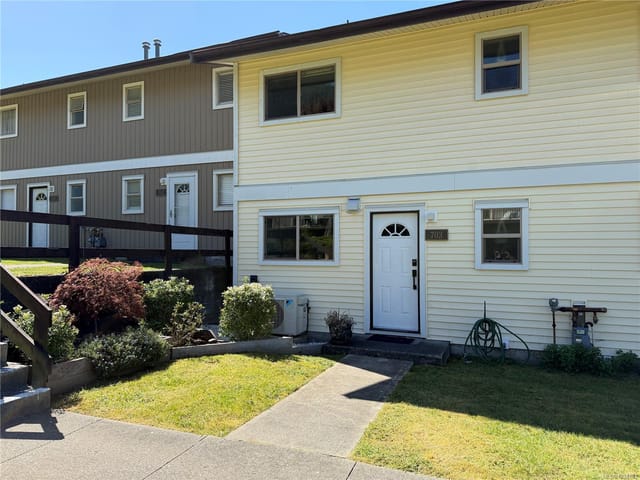Townhouse for sale in Port Alice, 703 Nigei St, 1034793 | Realtylink.org