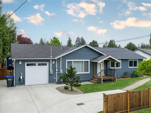 House for sale in Parksville, 375 Temple St, 1035023 | Realtylink.org