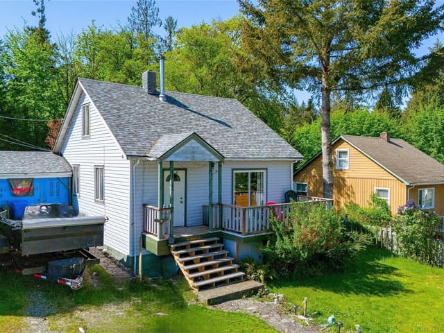 House for sale in Lake Cowichan, 44 Arbutus W St, 1036221 | Realtylink.org