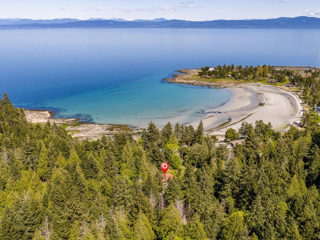 House for sale in Hornby Island, 7670 Anderson Dr, 1036244 | Realtylink.org