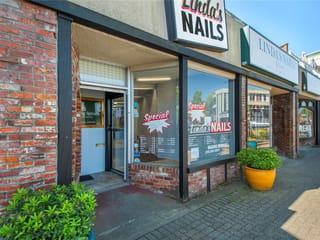 Retail for lease in Campbell River, 1068 Shoppers Row, 1036252 | Realtylink.org