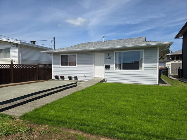 House for sale in Port Alberni, 4535 Arrowsmith Rd, 1036493 | Realtylink.org