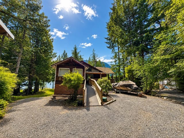 House for sale in Qualicum Beach, 3148 Bay Rd, 1036502 | Realtylink.org