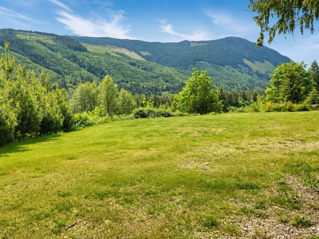 House for sale in Lake Cowichan, 5950 Heger Cres, 1036741 | Realtylink.org