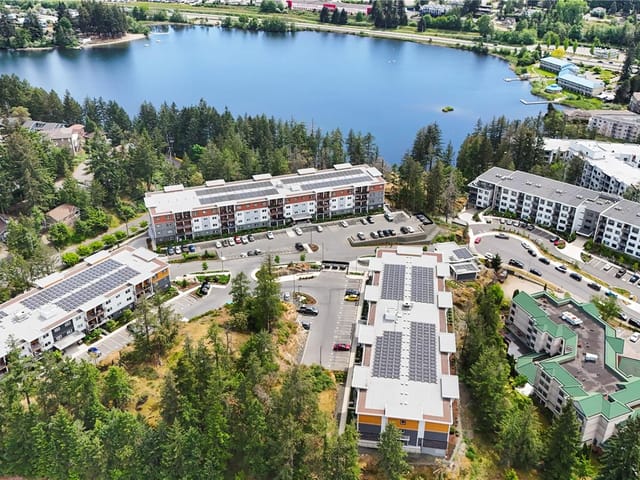 Apartment for sale in Nanaimo, 109 4810 Cedar Ridge Pl, 1036776 | Realtylink.org