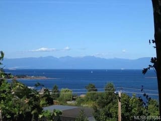 Townhouse for sale in Nanaimo, 1 911 Haliburton St, 1036841 | Realtylink.org