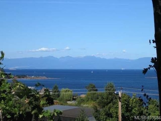 Townhouse for sale in Nanaimo, 1 911 Haliburton St, 1036841 | Realtylink.org