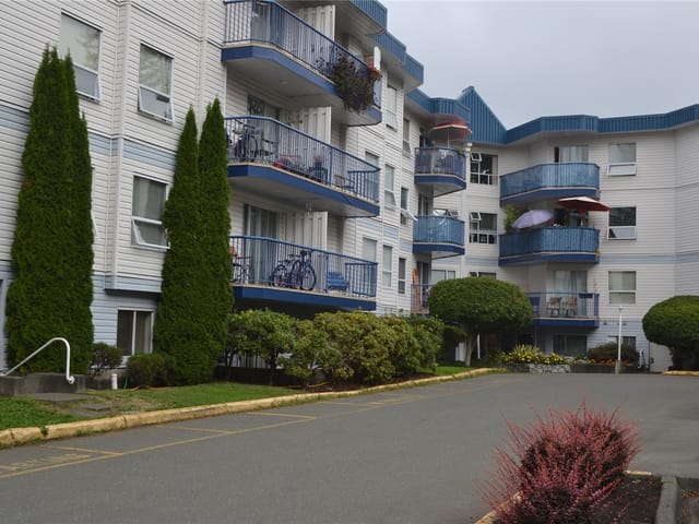 Apartment for sale in Courtenay, 301 200 Back Rd, 1036900 | Realtylink.org