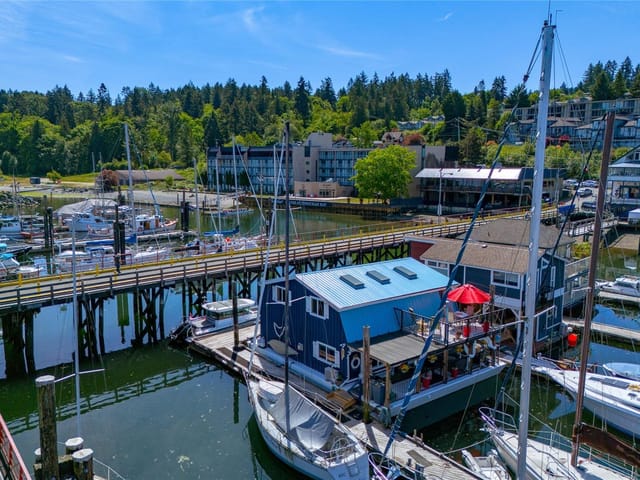 House for sale in Cowichan Bay, 4 1705 Cowichan Bay Rd, 1036942 | Realtylink.org