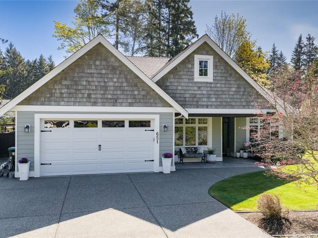 House for sale in Qualicum Beach, 651 Eaglecrest Dr, 1037000 | Realtylink.org