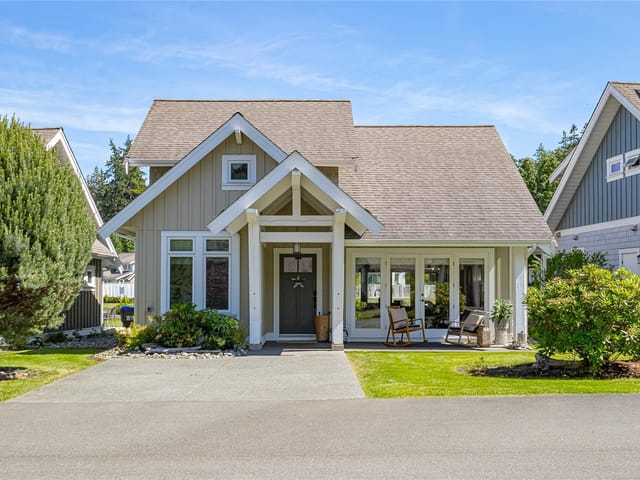House for sale in Qualicum Beach, 15 5251 Island W Hwy, 1037020 | Realtylink.org