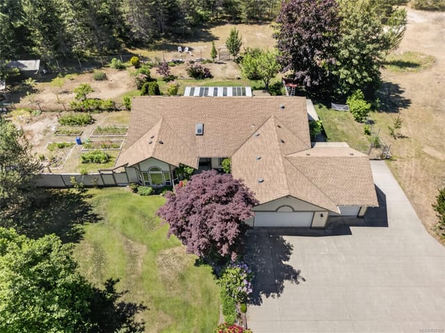 House for sale in Comox, 657 Sierra Pines Rd, 1037150 | Realtylink.org