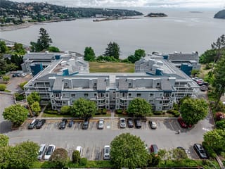 Apartment for sale in Nanaimo, 601 2560 Departure Bay Rd, 1037171 | Realtylink.org