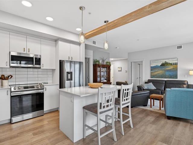 Apartment for sale in Parksville, 202 120 Jensen E Ave, 1037599 | Realtylink.org