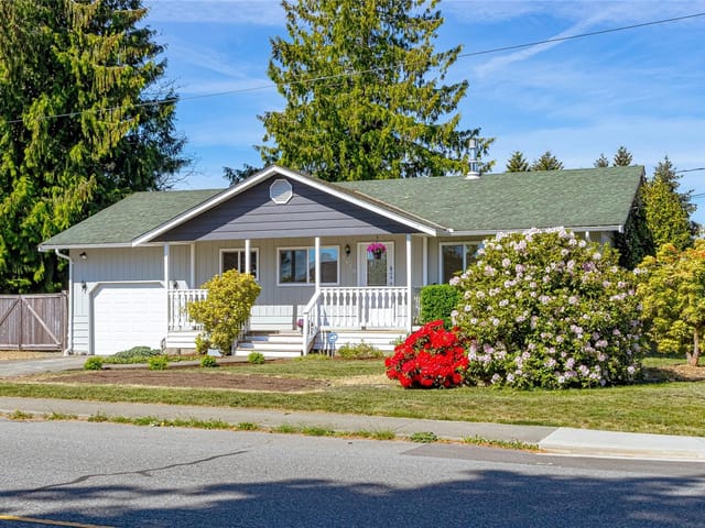 House for sale in Ladysmith, 1030 Dunsmuir Cres, 1037644 | Realtylink.org