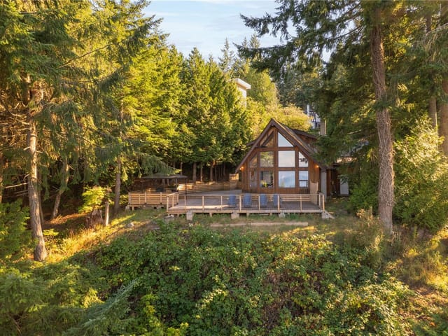 House for sale in Nanaimo, 5030 Lost Lake Rd, 1037670 | Realtylink.org