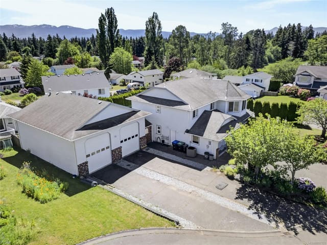 House for sale in Comox, 1425 Sabre Ct, 1037721 | Realtylink.org