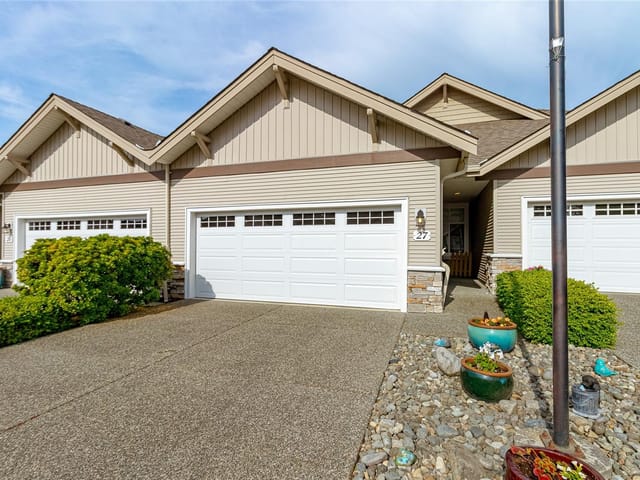 Townhouse for sale in Parksville, 27 631 Blenkin Ave, 1037795 | Realtylink.org