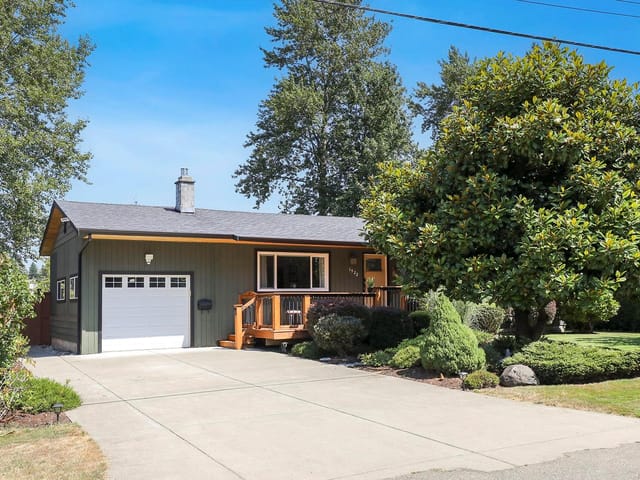 House for sale in Comox, 1922 Richardson Ave, 1037891 | Realtylink.org