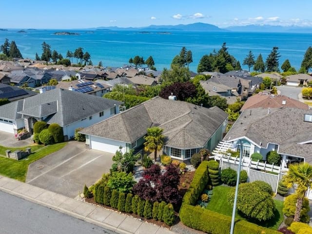 House for sale in Nanaimo, 6386 Groveland Dr, 1038005 | Realtylink.org