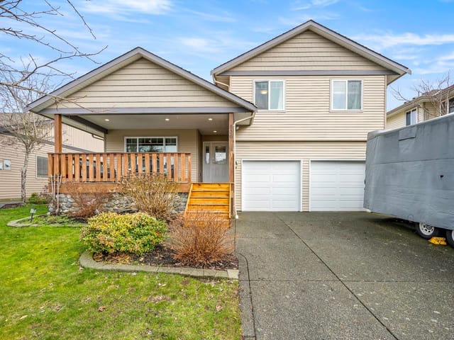 House for sale in Comox, 836 Tracker Pl, 1038007 | Realtylink.org