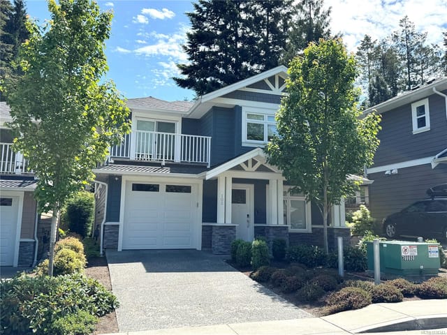 Townhouse for sale in Nanaimo, 105 5160 Hammond Bay Rd, 1038343 | Realtylink.org